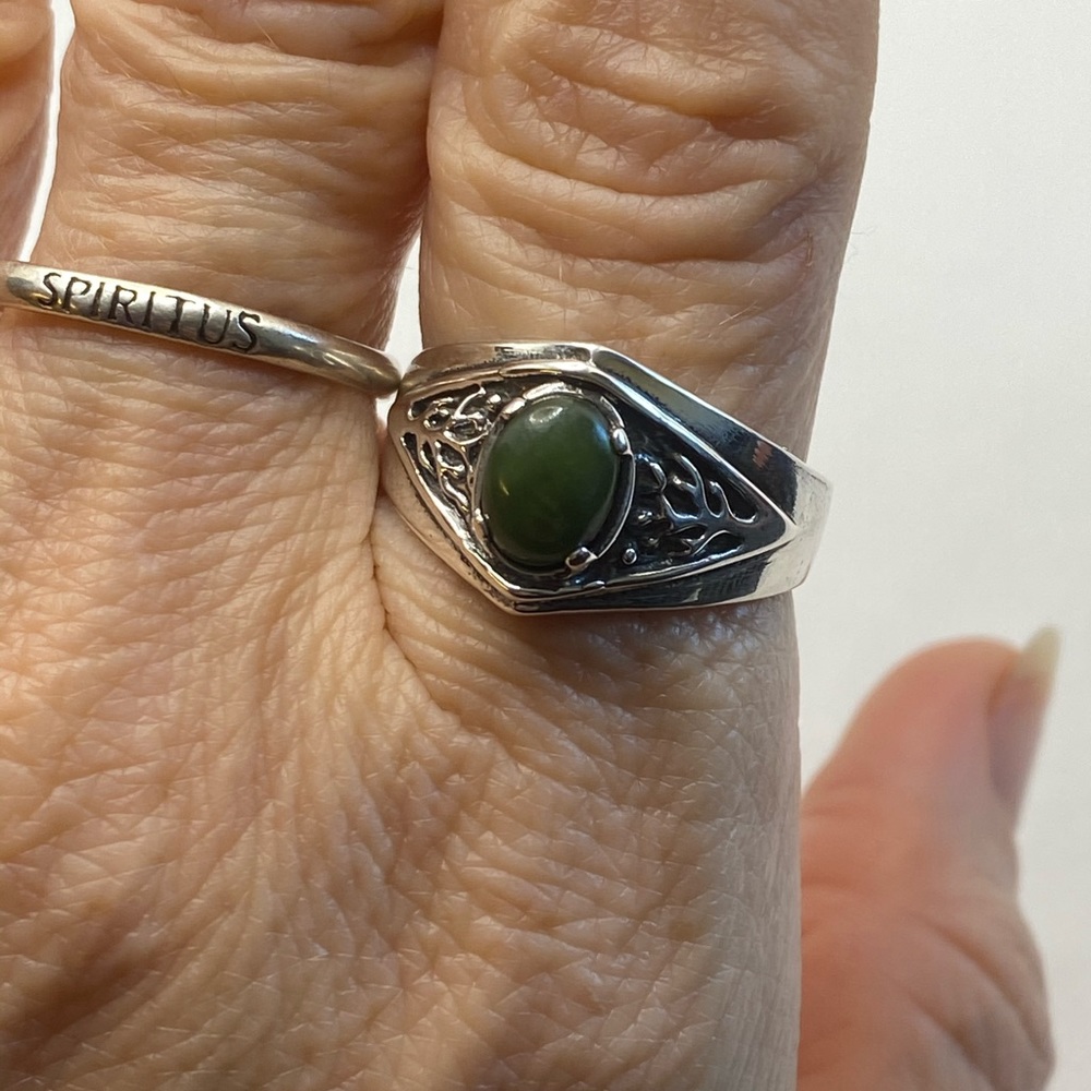 Celtic Tree of Life Ring .925 Sterling Silver w/ Genuine Jade gem made in USA - Picture 9 of 14